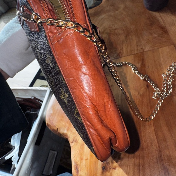 Louis Vuitton Monogram Pochette Sport Vintage - Picture 13 of 17